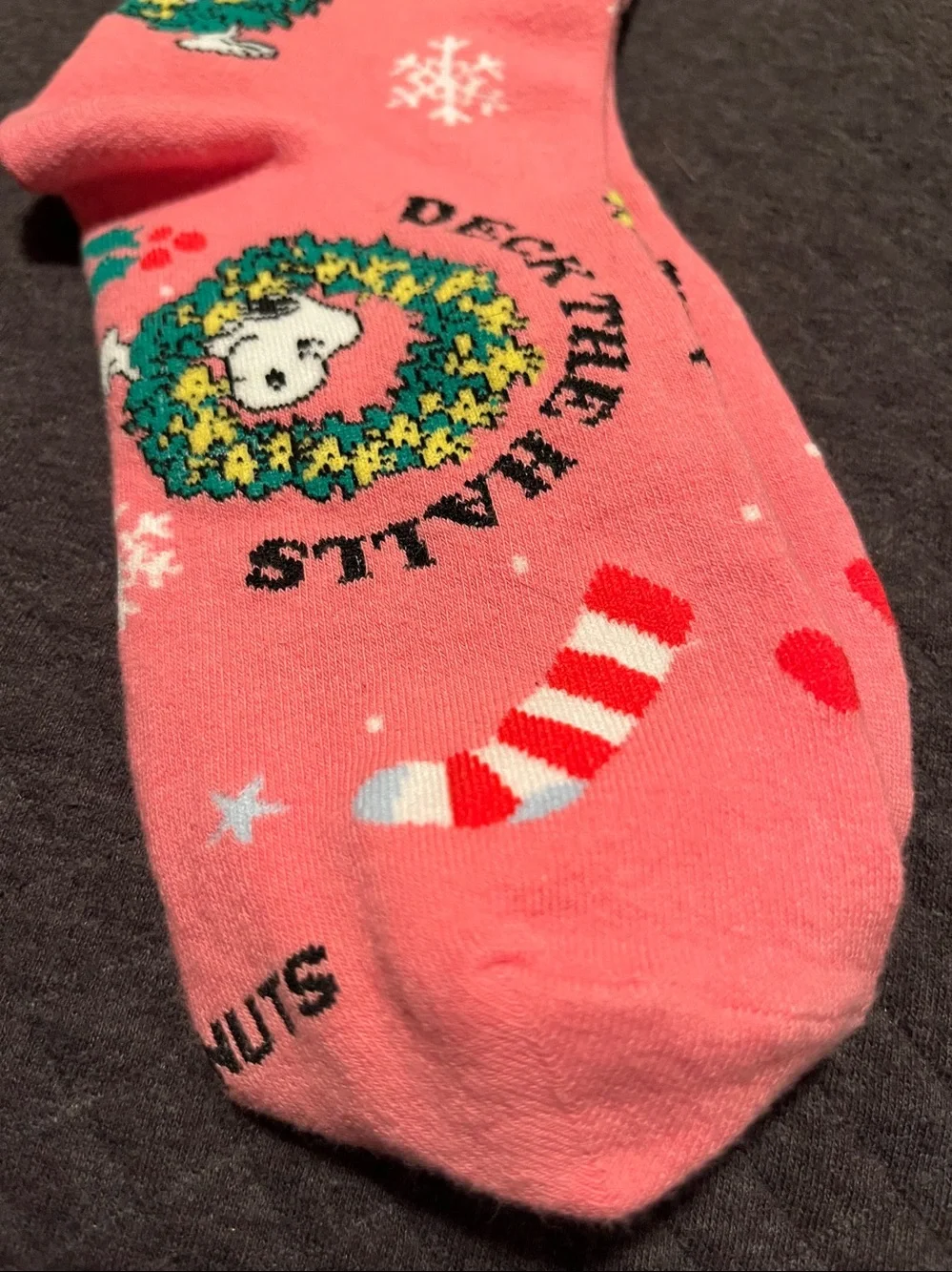 American Eagle Pink Snoopy Holiday 'Deck The Halls' Crew Socks